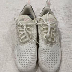 Women’s Nike shoes
